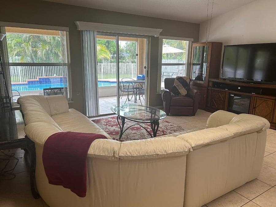 Furnished Finder property 1018357_1 photo 3