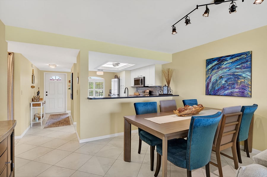 Furnished Finder property 1018358_1 photo 12