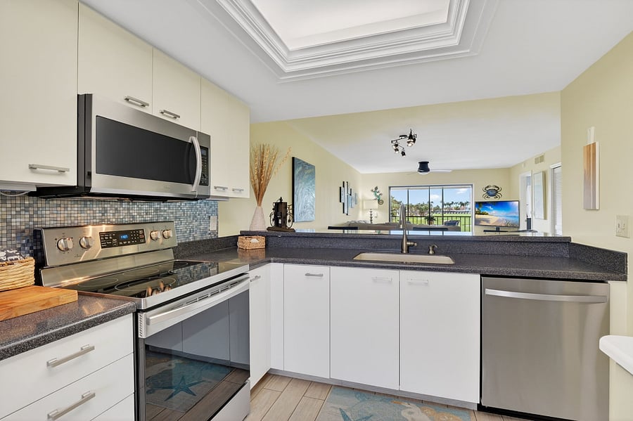 Furnished Finder property 1018358_1 photo 14