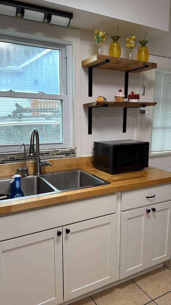 Furnished Finder property 1018379_1 photo 9
