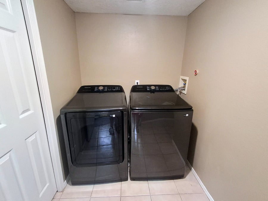 Furnished Finder property 1018409_1 photo 12