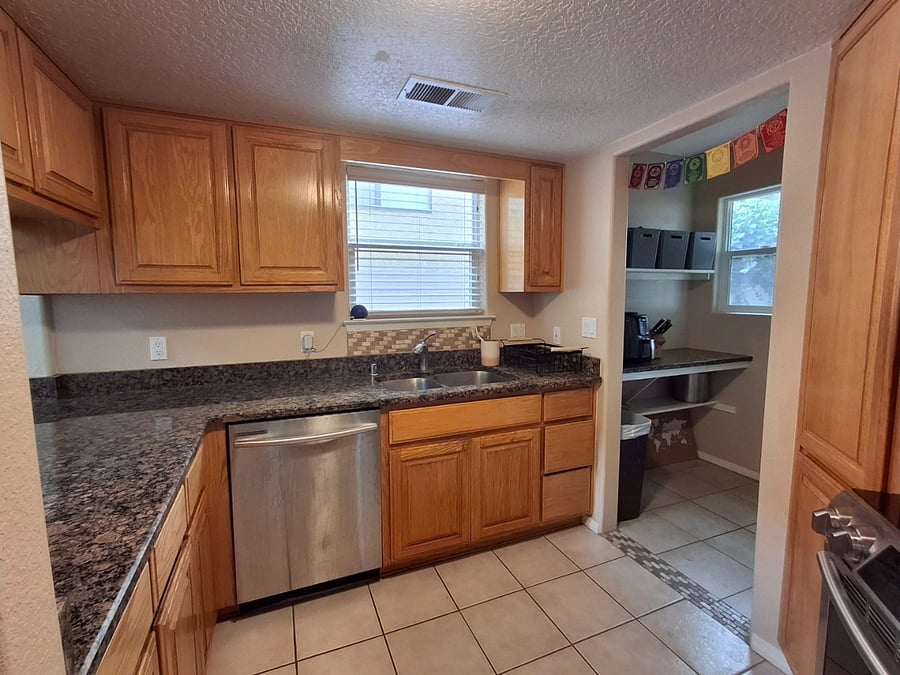 Furnished Finder property 1018409_1 photo 10