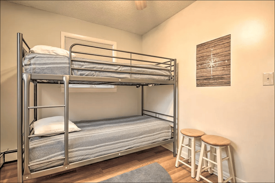 Bunk room