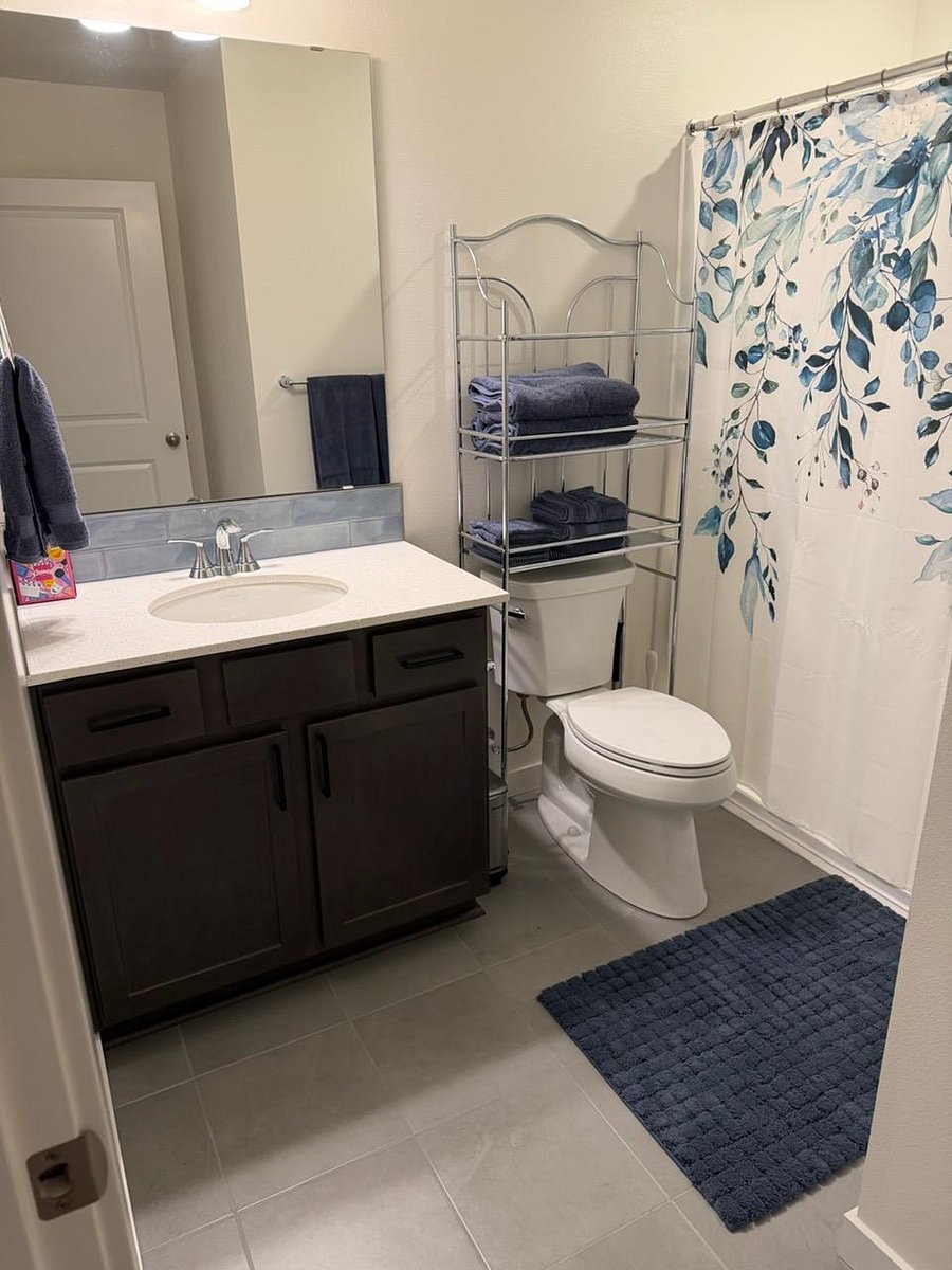 Furnished Finder property 1018412_1 photo 12