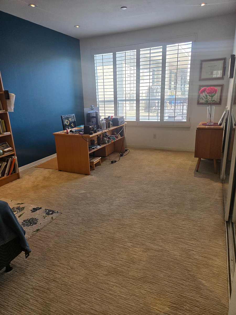 Desk/table