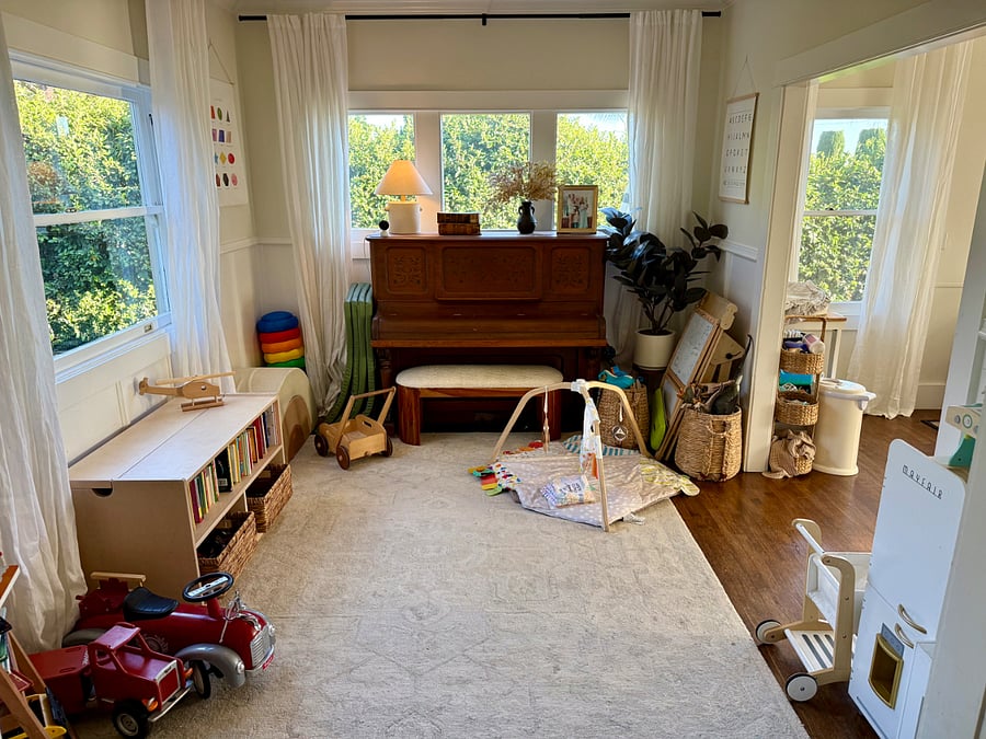 Furnished Finder property 1018434_1 photo 2