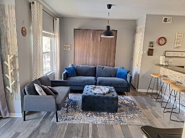 Furnished Finder property 1018440_1 photo 3