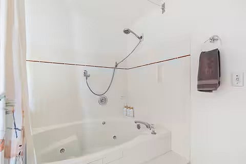 Furnished Finder property 1018456_1 photo 28