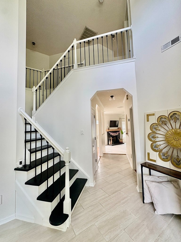 Entry Way, Stairs up to Both Bedrooms