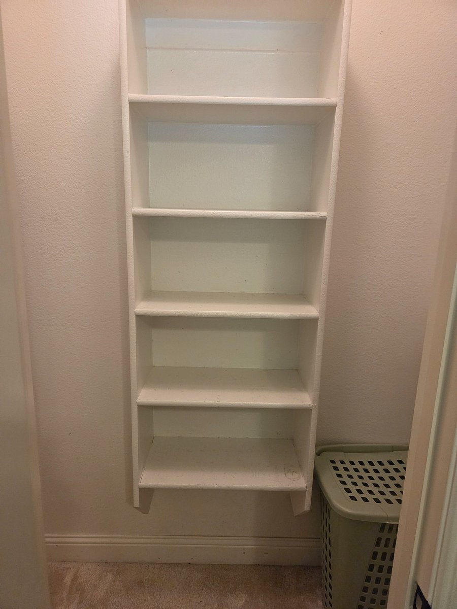 Additional sheving in the closet.