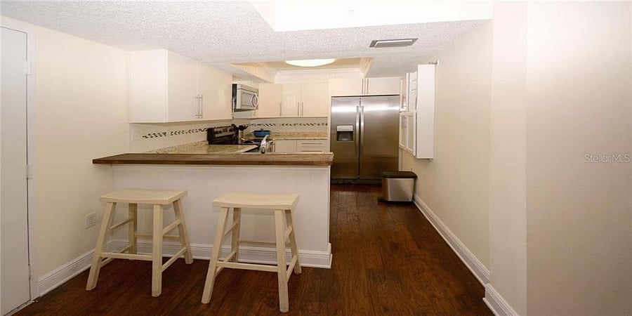 Kitchen sitting counter