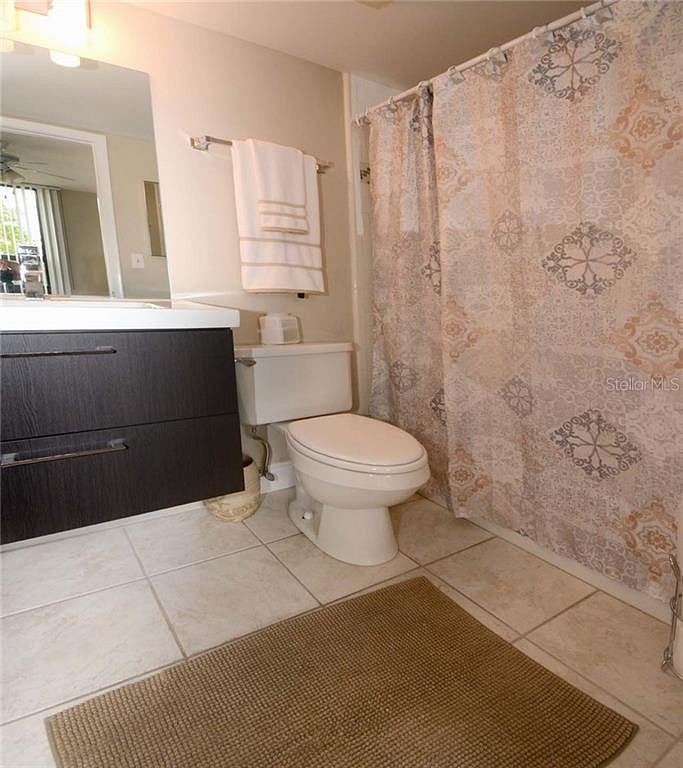 Master bedroom bathroom