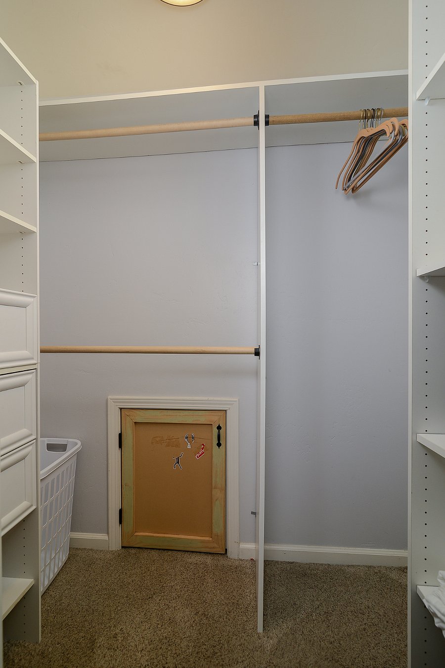 walk-in closet