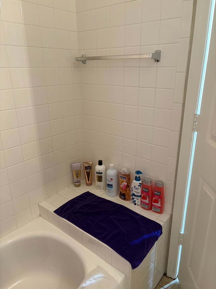 Furnished Finder property 1018560_1 photo 33