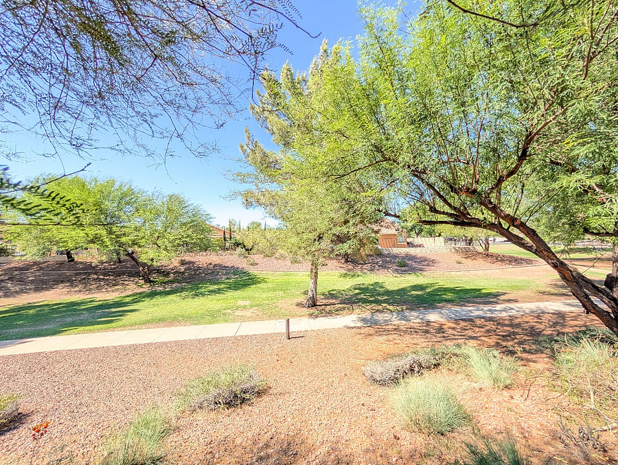 Furnished Finder property 1018581_1 photo 38