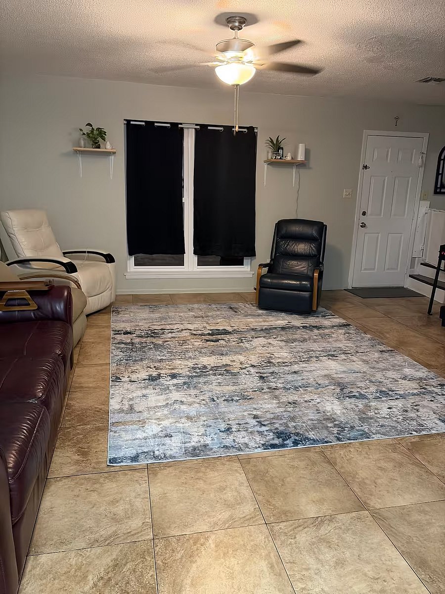 Furnished Finder property 1018589_1 photo 3