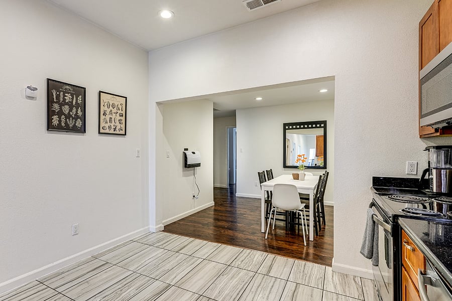 Furnished Finder property 1018617_1 photo 8
