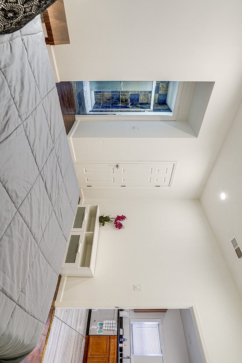 Furnished Finder property 1018617_1 photo 20