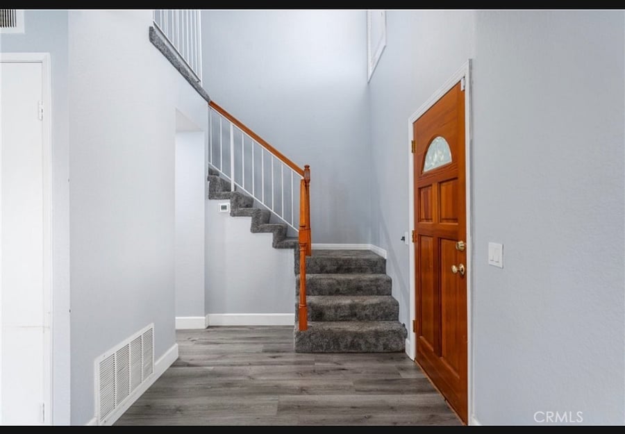 Furnished Finder property 1018634_1 photo 3