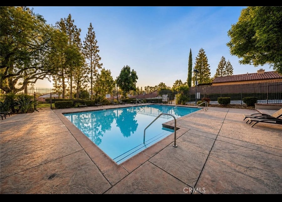 Furnished Finder property 1018634_1 photo 13