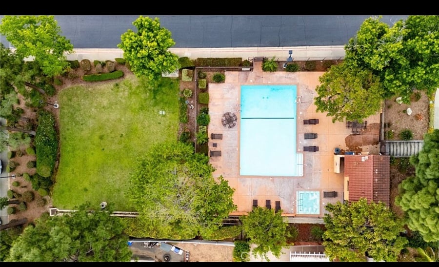 Furnished Finder property 1018634_1 photo 15