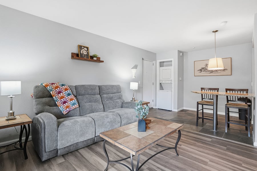 Furnished Finder property 1018644_1 photo 3