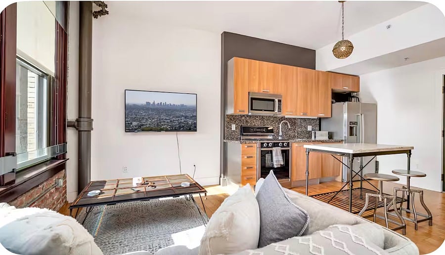 Furnished Finder property 1018648_1 photo 2