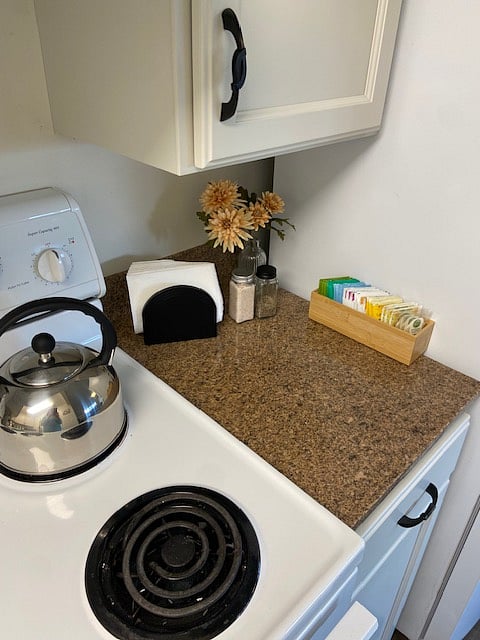 Furnished Finder property 1018667_1 photo 10