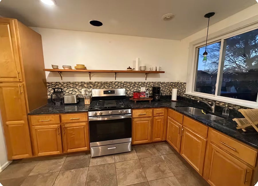 Furnished Finder property 1018677_1 photo 12