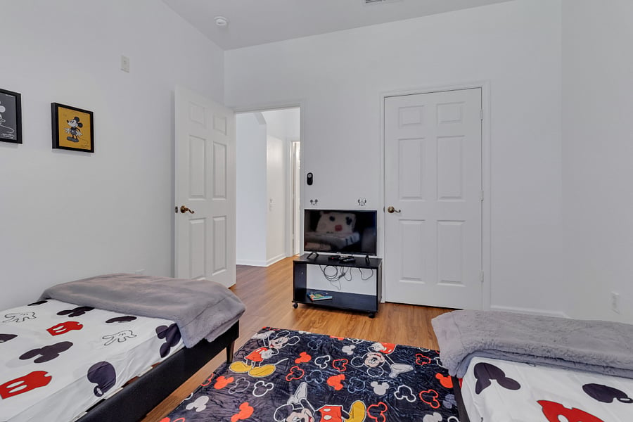 Furnished Finder property 1018680_1 photo 8