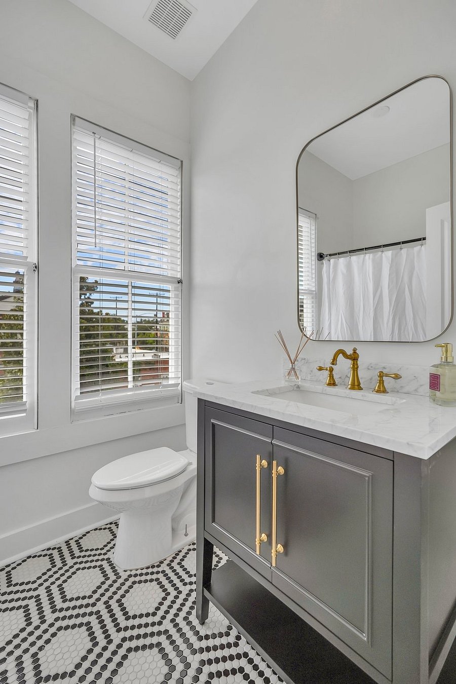 Furnished Finder property 1018681_1 photo 10