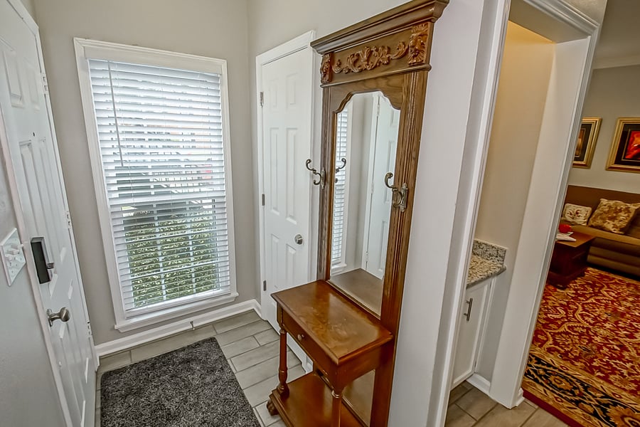 Furnished Finder property 1018717_1 photo 4