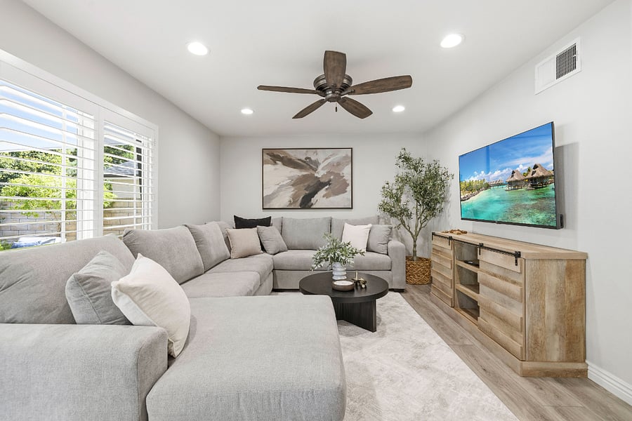 Family room 