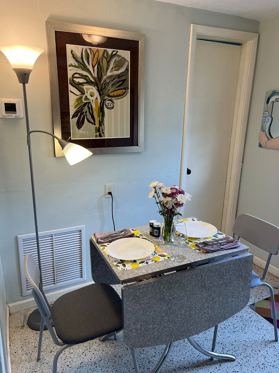Dinette for 2