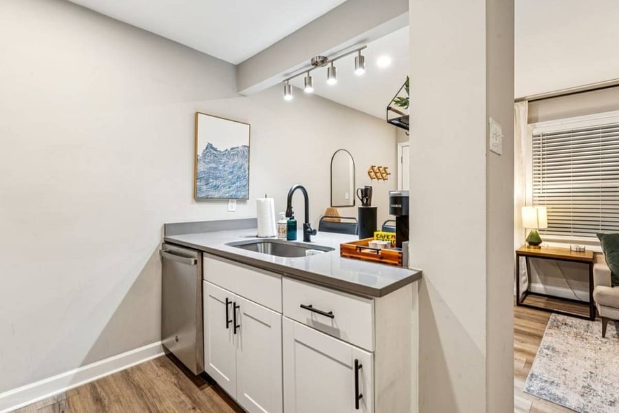 Furnished Finder property 1018771_1 photo 17