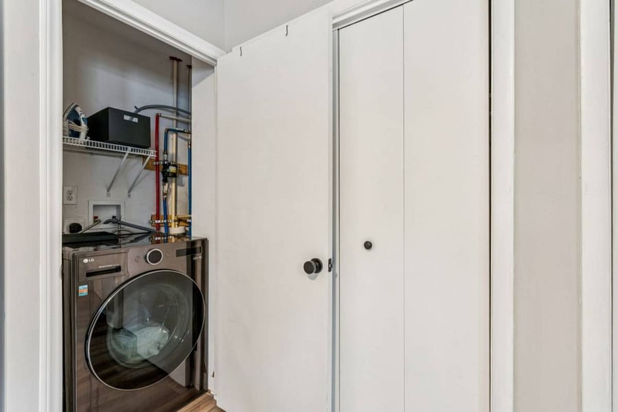 Furnished Finder property 1018771_1 photo 23