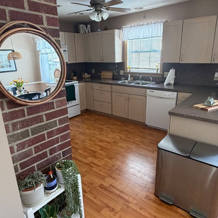 Furnished Finder property 1018779_1 photo 12