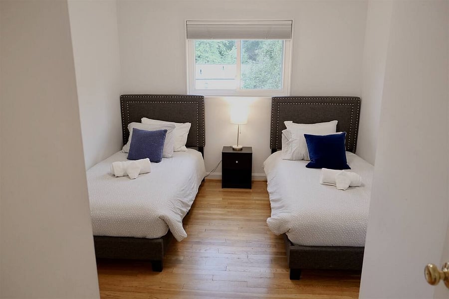 Furnished Finder property 1018809_1 photo 12