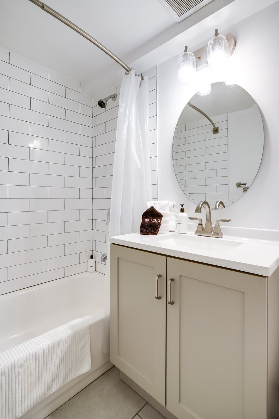 Furnished Finder property 1018809_1 photo 39