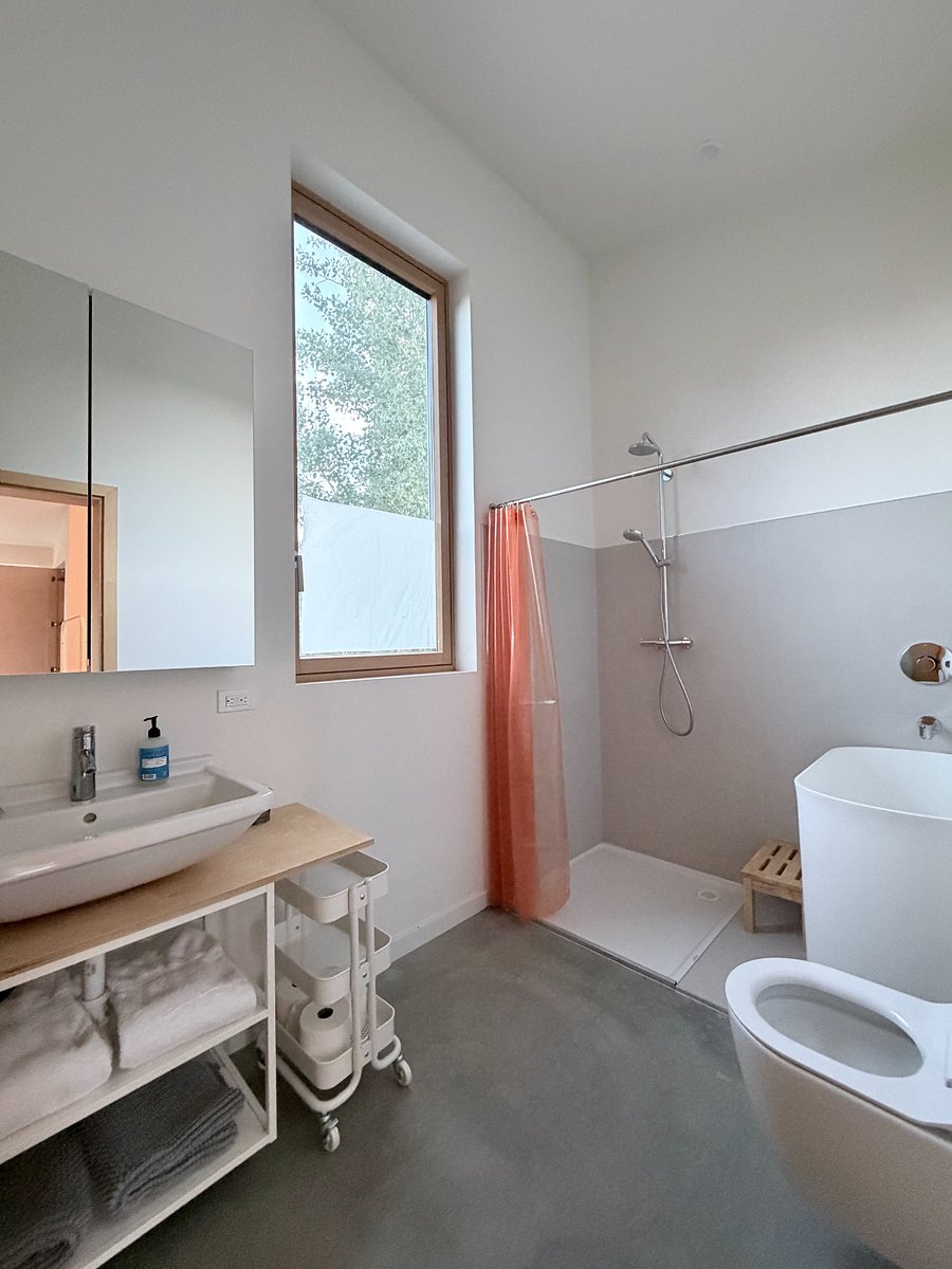 Furnished Finder property 1018828_1 photo 15