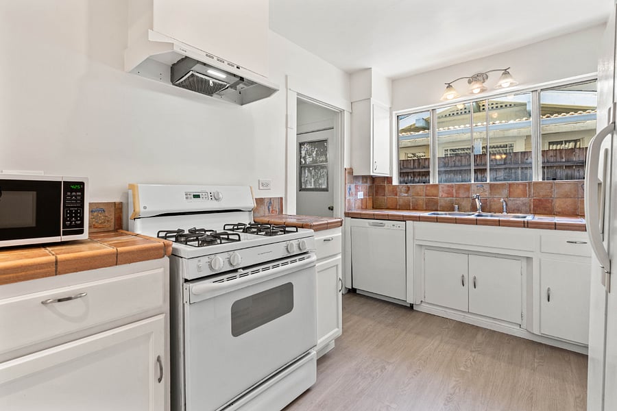 Furnished Finder property 1018832_1 photo 11