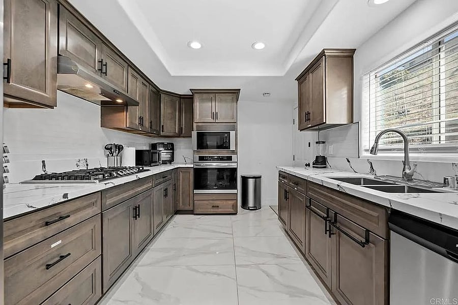 Furnished Finder property 1018843_1 photo 10