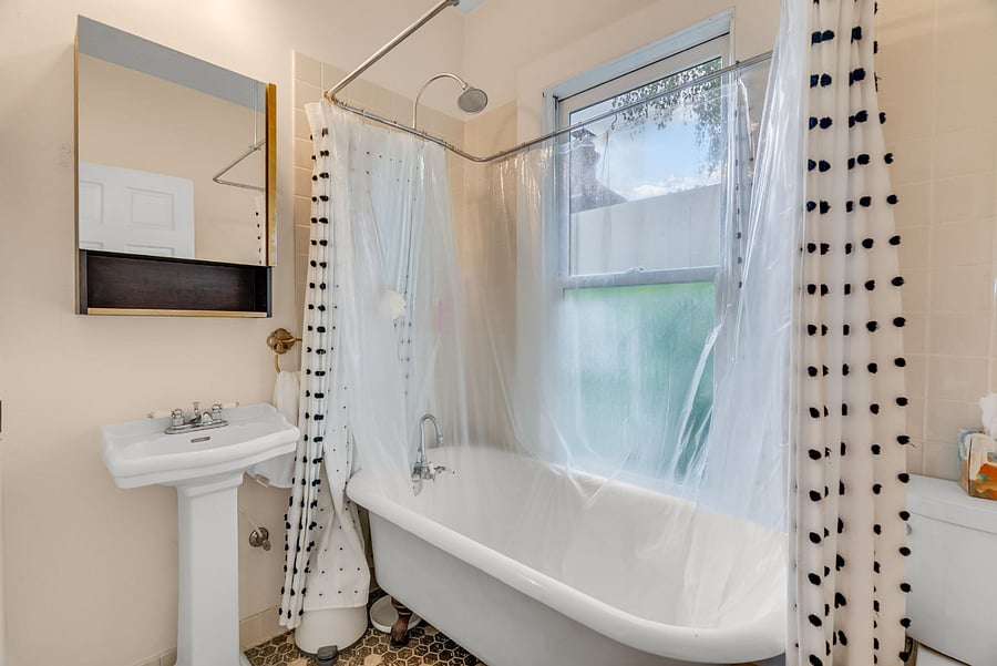 Furnished Finder property 1018863_1 photo 21