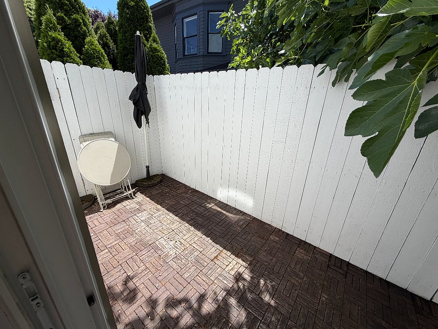 Furnished Finder property 1018863_1 photo 35