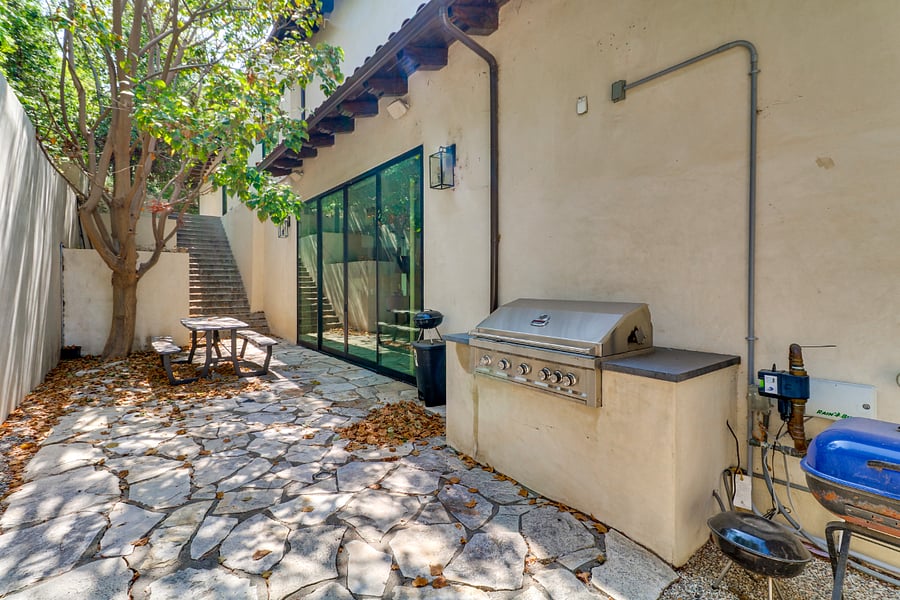 Furnished Finder property 1018874_1 photo 26