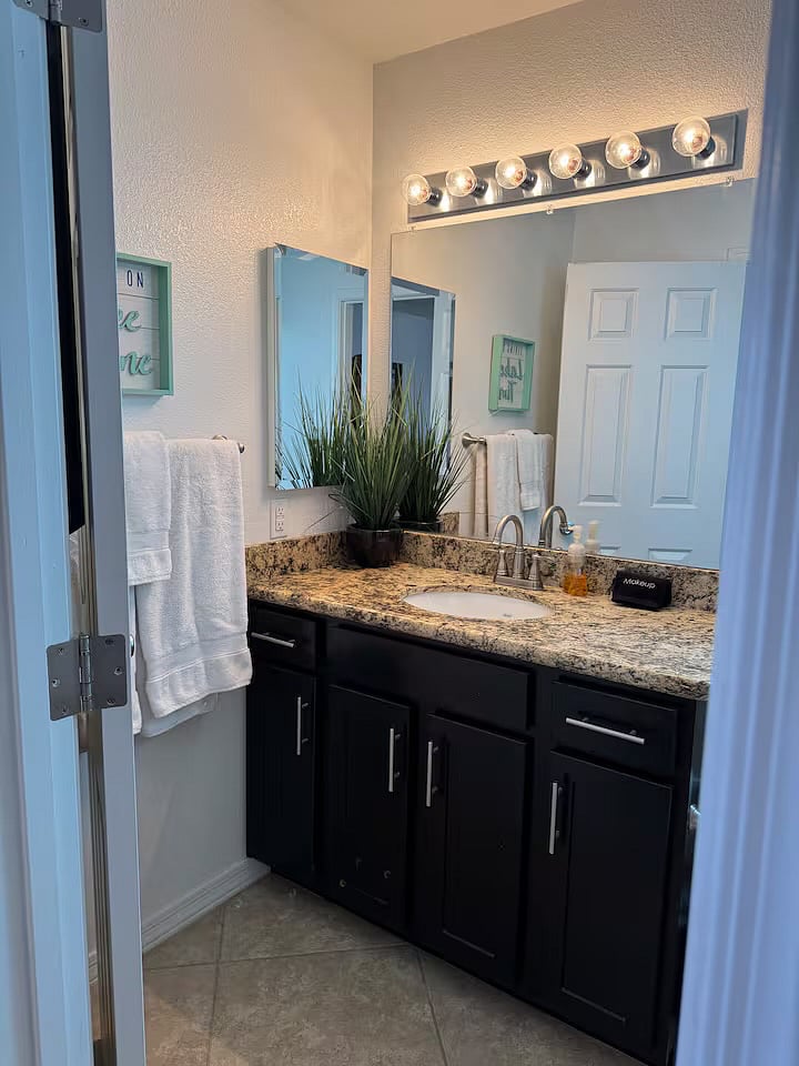 Furnished Finder property 1018890_1 photo 15