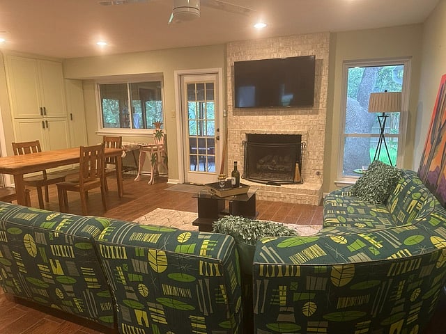 Furnished Finder property 1018894_1 photo 1