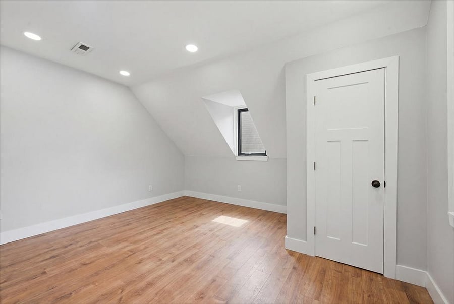 Furnished Finder property 1018927_1 photo 16