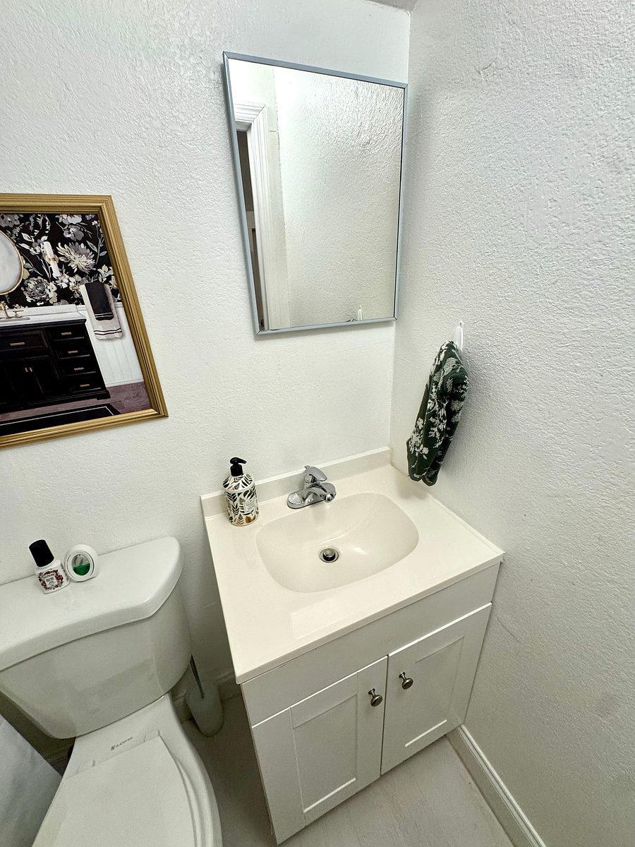 Furnished Finder property 1019018_1 photo 12