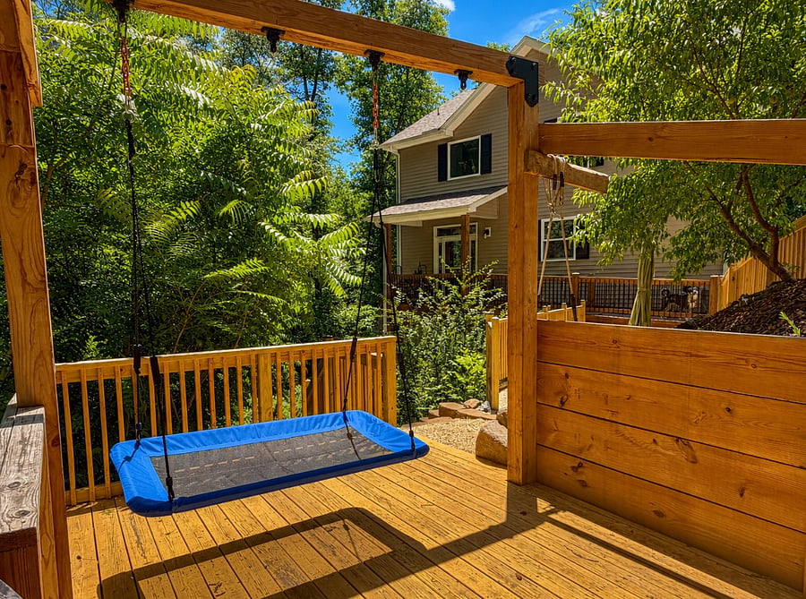Swing Deck and BBQ area